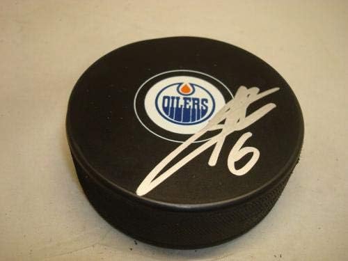 Adam Larsson Aláírt Edmonton Oilers Jégkorong Dedikált 1D - Dedikált NHL Korong